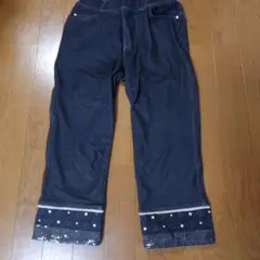 未使用七分丈黒色デニム　Sサイズ　ストレッチあり
