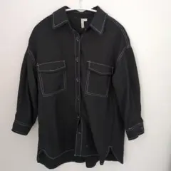 しまむら　黒シャツ