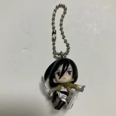 進撃の巨人 絶望の鉄鎖スイング　ミカサ　キーホルダー