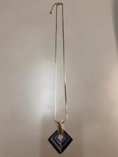 ネイビーゴールドダイヤモンド型ネックレス