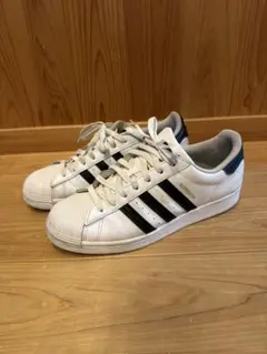 adidas Superstar ホワイト/ブラック 金ベロ