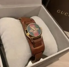 GUCCI グッチ 腕時計 テテ BTS キムテヒョン 蜂 お洒落 ブランド