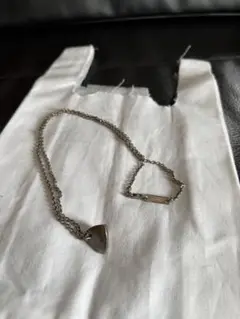 Item thumbnail for item 8f171de3-5992-4cf7-b692-ee100ae50b7e