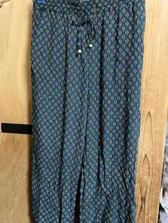柄物　パンツ