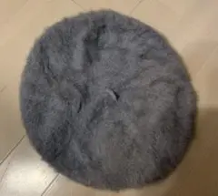 グレーのふわふわベレー帽 フリーサイズ
