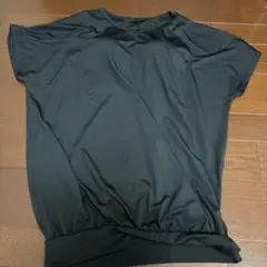 カップ付きTシャツ