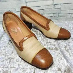 Item thumbnail for item 632dc9a2-c32f-4c6f-a5f5-7119df9541a0