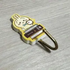 ちいかわ　木製マグネットフック　うさぎ