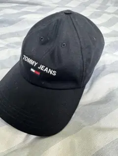 TOMMY HILFIGER ブラックキャップ