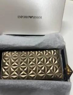 EMPORIO ARMANI ゴールド スタッズ長財布