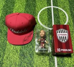 STRASSEN KICKER ポドルスキ　直筆サイン入りキャップ　フィギュア