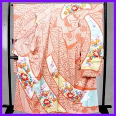 M4026★ 着物淡雪 ★ 振袖 ★正絹　絞り染め　束熨斗に優美な花模様