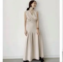 louren pleats long onepiece プリーツワンピース