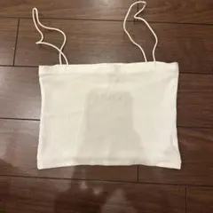 Zara ホワイトリブ編みベアトップ