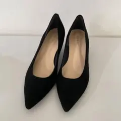 SHOO・LA・RUE ブラックポインテッドトゥパンプス