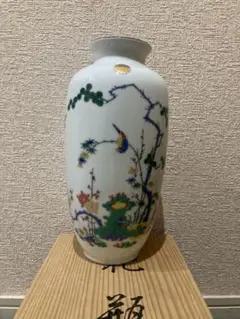 有田焼　弥左ヱ門窯　花瓶　花と鳥の模様 有田焼 弥左ヱ門窯 花瓶 花と鳥の模様 - メルカリ