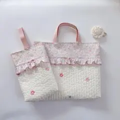 ベッツィ　縮小柄　ヌビ　キルト　レッスンバッグ　上履き袋　キルティング　お花