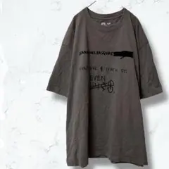 2577＊ユニクロUT＊Tシャツ グレー XL ロゴ メンズ 半袖 綿100％