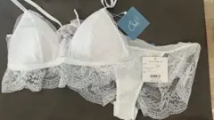 Chut! 白・レースブラジャー（ブラレット）ショーツセット　Mサイズ