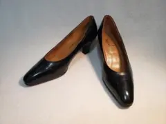 TRUSSARDI トラサルディ 22.5㎝ パンプス ブラック レザー