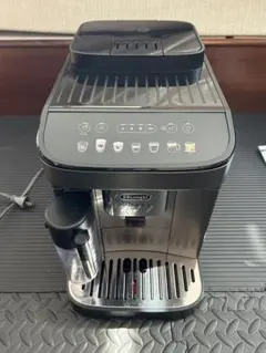 【新品未使用品】デロンギ マグニフィカ イーヴォ 新品未開封】デロンギ マグニフィカイーヴォ 全自動コーヒー