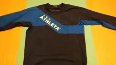 ATHLETA 長袖ピステ 黒/青