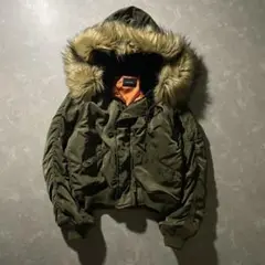 Item thumbnail for item ab1b454a-6af9-4e4f-b6cb-ae43b469d371