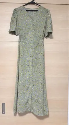 GU 花柄 半袖 ワンピース
