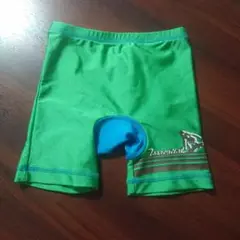 水着ショートパンツ 緑色