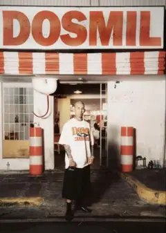 DOSMIL CARINDERIA Tシャツ