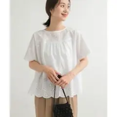 美品 URBAN RESEARCH DOORS アイレットレース半袖ブラウス
