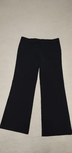 美品!ユニクロ【ストレッチブーツカットスラックス 73 ブラック】ゆるやかフレア