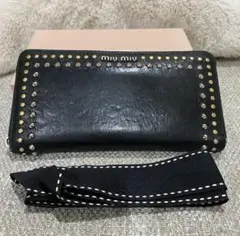 miu miu スタッズ 長財布