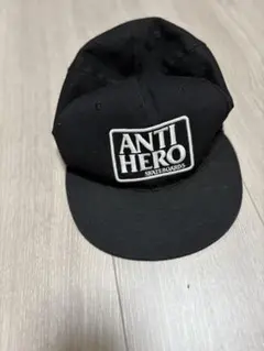 ANTI HERO スナップバックキャップ ブラック