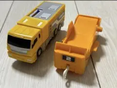 Item thumbnail for item cb040db9-b491-4e8f-88b2-4acb5f936575