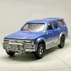 トミカ　トヨタ　ハイラックス　サーフ