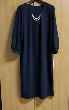 新品　未使用　ネイビー 長袖 ひざ丈ワンピース