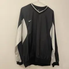 NIKEウィンドブレーカー