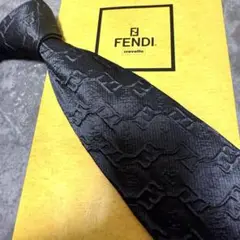 【✨美品✨】FENDI フェンディ ネクタイ ズッカ FF柄 グレー 希少 レア