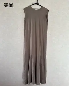 美品☆ノースリーブロングワンピース