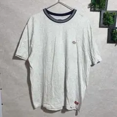 ディッキーズ(XL)メンズTシャツ　ロゴワッペン　Uネック　半袖　綿
