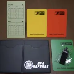 【非売品6点セット】サッカー審判　カード3種類|カードケース|記録シール|笛