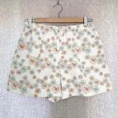 美品✦PAUL&JOE UNIQLO ショートパンツ M アイボリー花柄