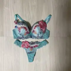 サルート上下セット
