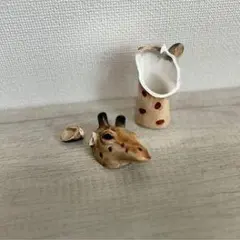 陶器の動物頭部 斑点模様
