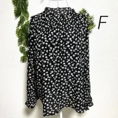 アンジェリーナ・長袖ブラウス F 花柄 ブラック 薄手 大きいサイズ ギャザー