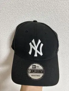 New Era 9FORTY 黒キャップ 調整可能