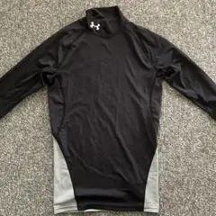 UNDER ARMOUR アンダーアーマー アンダーシャツ SM