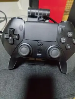 PS4互換有線コントローラー