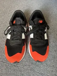 New Balance 237 ブラック/オレンジ スニーカー